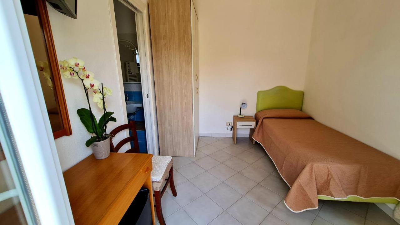 Cocos Park Ischia Bed & Breakfast Forio  Room photo