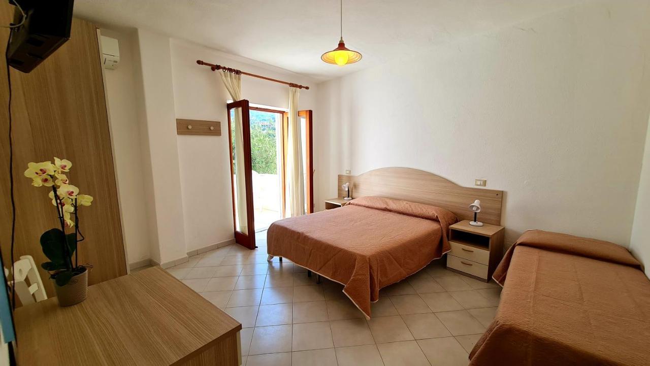 Cocos Park Ischia Bed & Breakfast Forio  Room photo