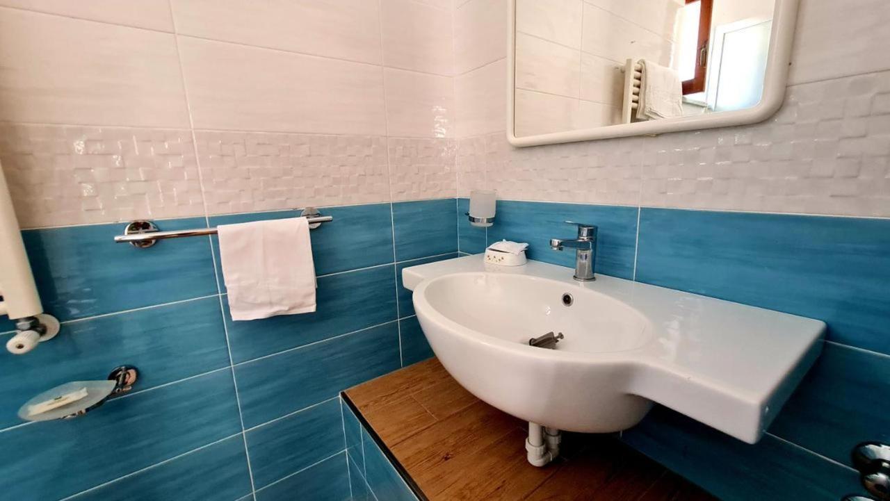Cocos Park Ischia Bed & Breakfast Forio  Exterior photo